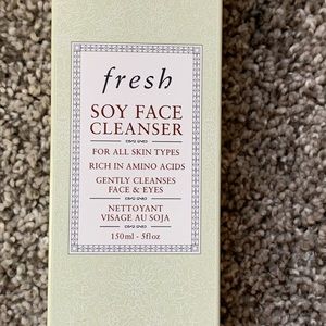 Soy face cleanser